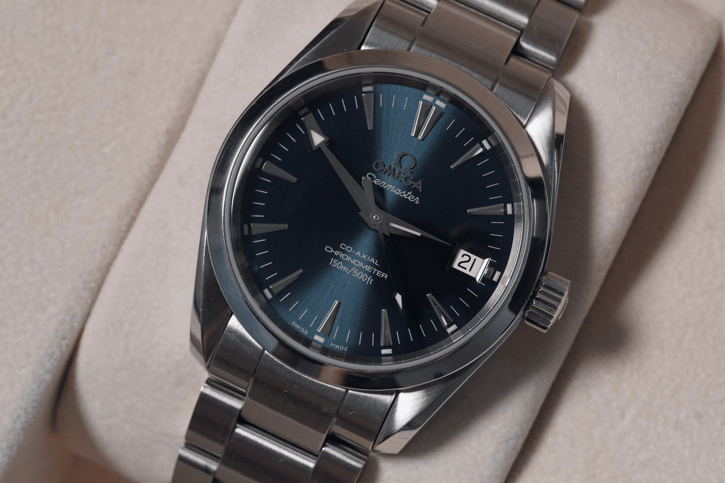 Omega Aqua Terra Mid-size 2504.80
